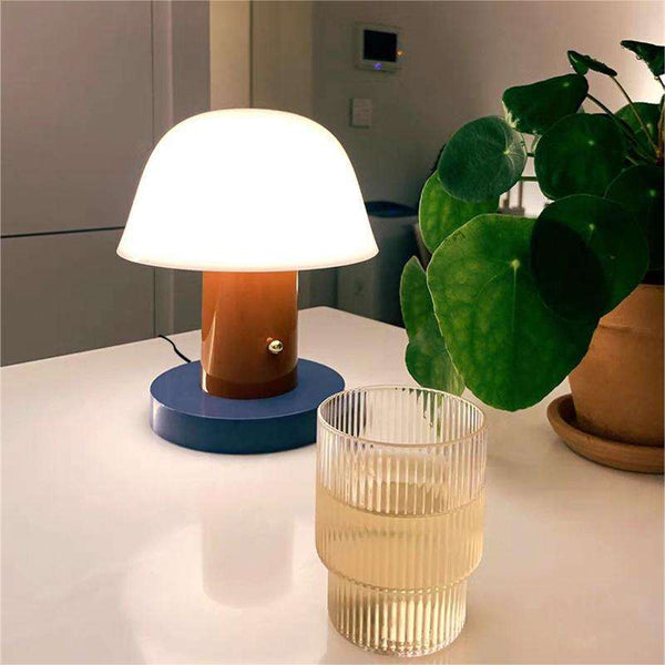 Mushroom Table Lamp – Nature-Inspired Design with Cozy Ambient Lighting