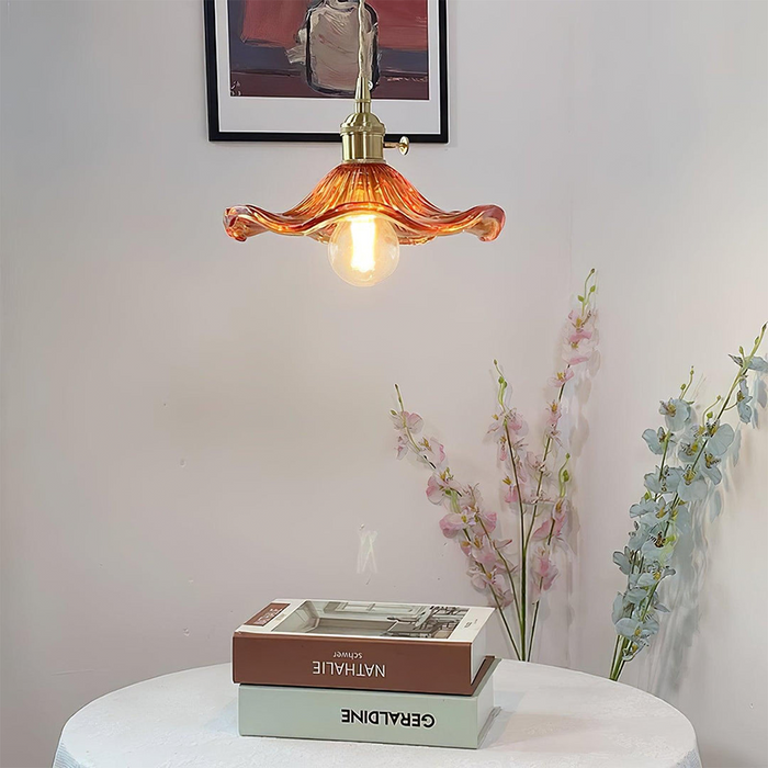 Floral Glass Pendant Light – Modern Brass Hanging Lamp | Elegant Ambient Interior Lighting