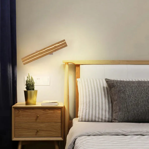 TimberCrevice LED Wall Light – Sculptural Wood Effect Sconce | Contemporary Organic Accent Lighting