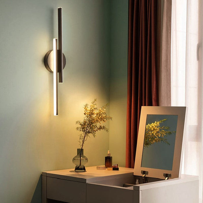 Harmonic Ambient Wall Lamp – Modern Elegance for Atmospheric Interiors