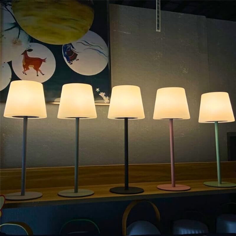 Modern Wireless LED Table Lamp – Atmospheric Lighting Without Limits