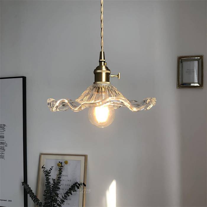 Floral Glass Pendant Light – Modern Brass Hanging Lamp | Elegant Ambient Interior Lighting