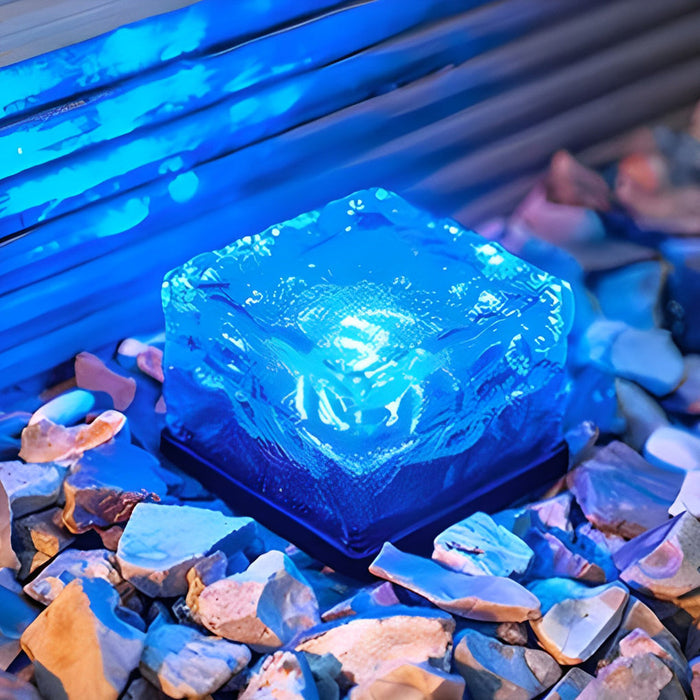 Square Solar Lamp – Decorative Solar Outdoor Light | Compact LED Garden & Patio Lighting