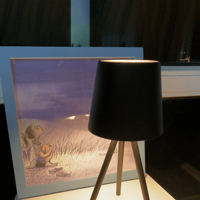 Rechargeable Tripod Table Lamp – Modern Minimalism with Portable Elegance