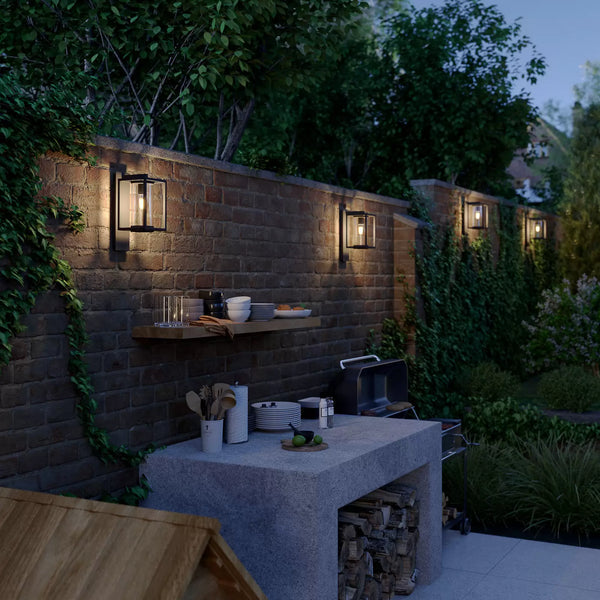 Ferda Outdoor Wall Light – Modern Exterior Wall Lamp with Glass Diffuser