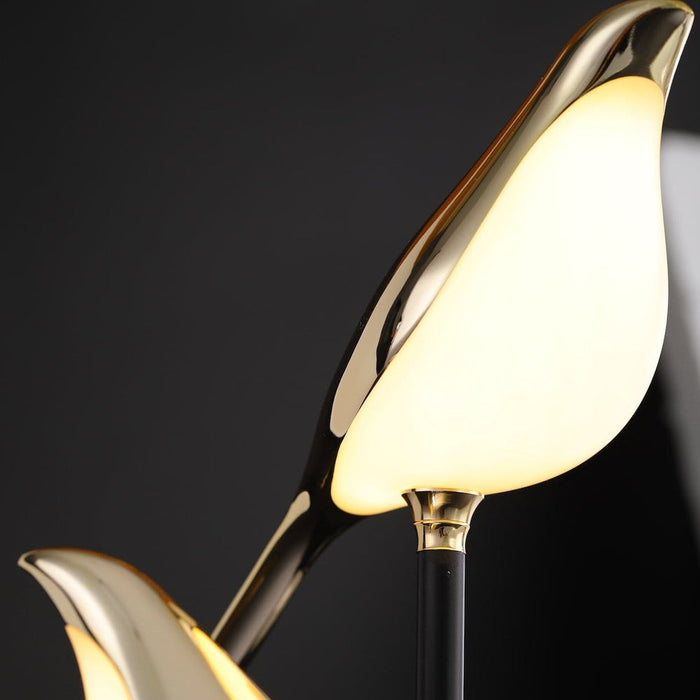 Aviaro LED Table Lamp – Sculptural Bird Light | Postmodern Designer Lighting with Gold Finish