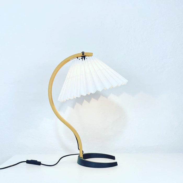 Caprani Scandinavian Table Lamp – Nordic Wood & Linen Designer Lamp | Mid-Century Inspired Lighting
