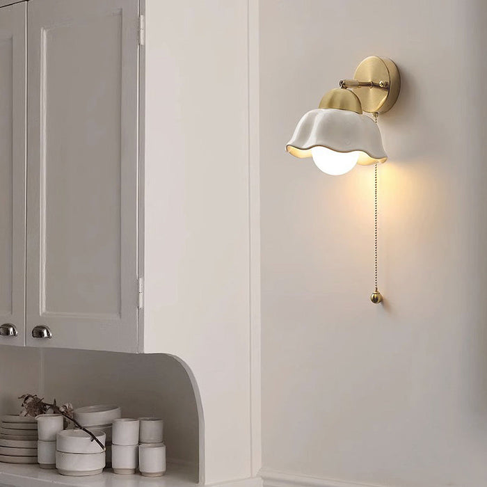 Fleur Élégance Wall Light – French Vintage Floral Sconce | Luxury Gold & White Accent Lighting