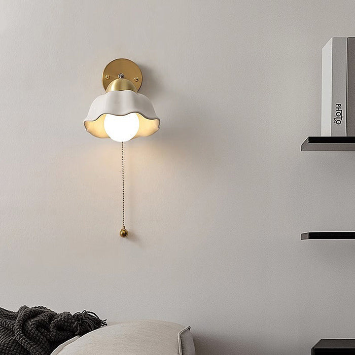 Fleur Élégance Wall Light – French Vintage Floral Sconce | Luxury Gold & White Accent Lighting