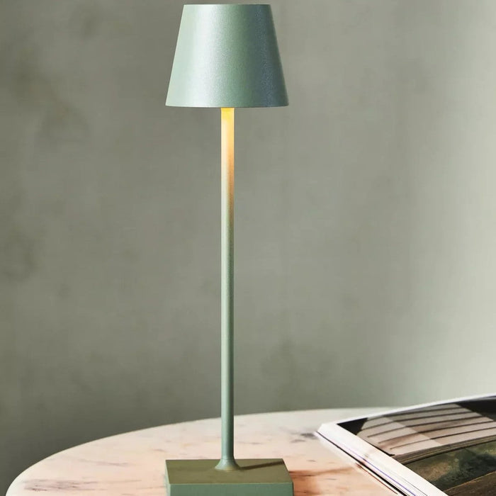 Linea Rechargeable Table Lamp – Dimmable Cordless LED Lamp | Modern Portable Lighting