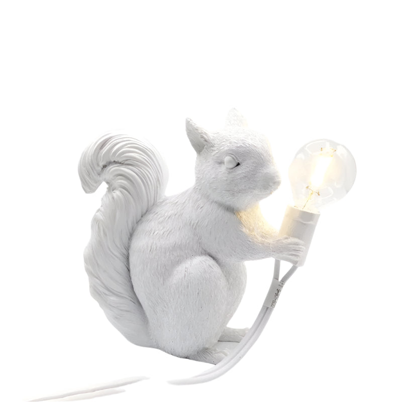 Nordic Designer Squirrel Table Lamp – Playful Scandinavian Lighting with Character