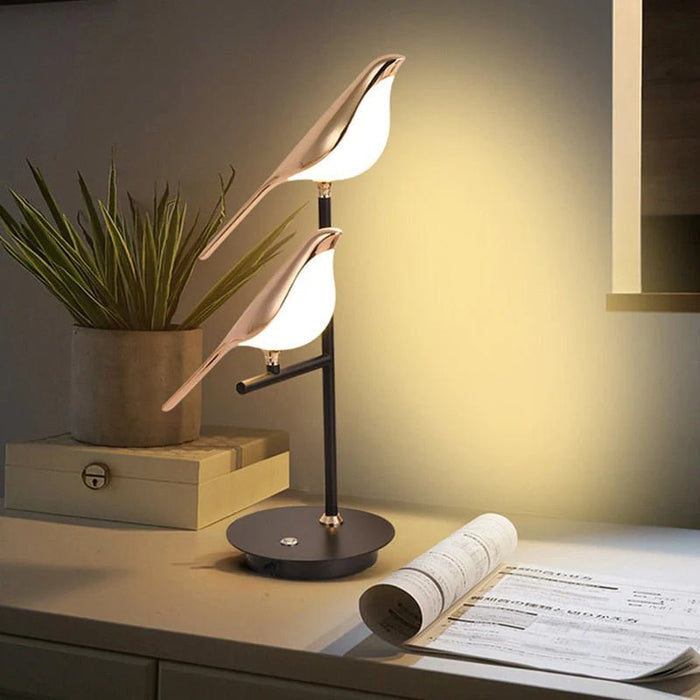 Aviaro LED Table Lamp – Sculptural Bird Light | Postmodern Designer Lighting with Gold Finish