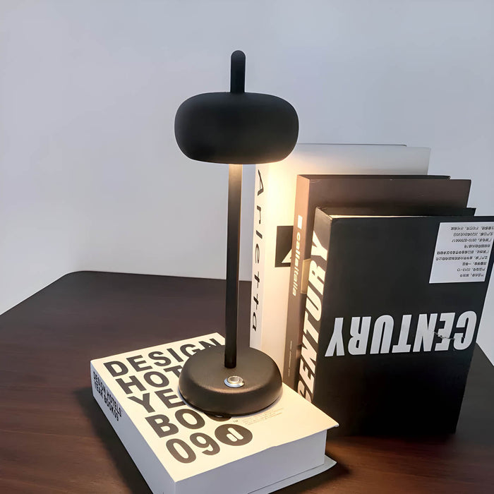 RINE Table Lamp – Modern Sophistication in a Minimalist Form