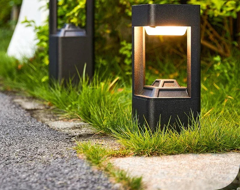 Arvessa Lawn Light – Modern LED Garden Lamp | Minimalist Outdoor Lighting for Pathways & Landscapes