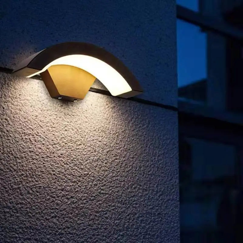Auralux Motion Wall Light – IP65 Outdoor LED Wall Lamp | Smart Sensor Lighting for Modern Exteriors