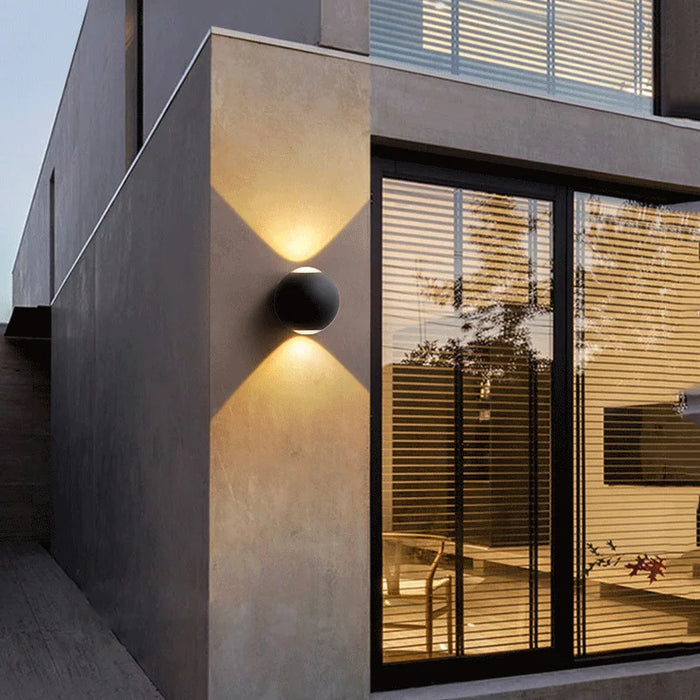 Orion Aluminium Globe Wall Light – Modern Outdoor LED Wall Lamp | IP65 Weatherproof | Contemporary Architectural Lighting