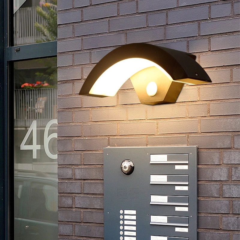 Auralux Motion Wall Light – IP65 Outdoor LED Wall Lamp | Smart Sensor Lighting for Modern Exteriors
