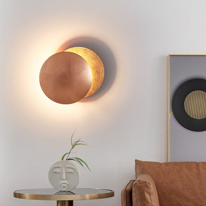Eclipse Aura Wall Light – Rotating Gold LED Sconce | Luxury Modern Ambient Lighting