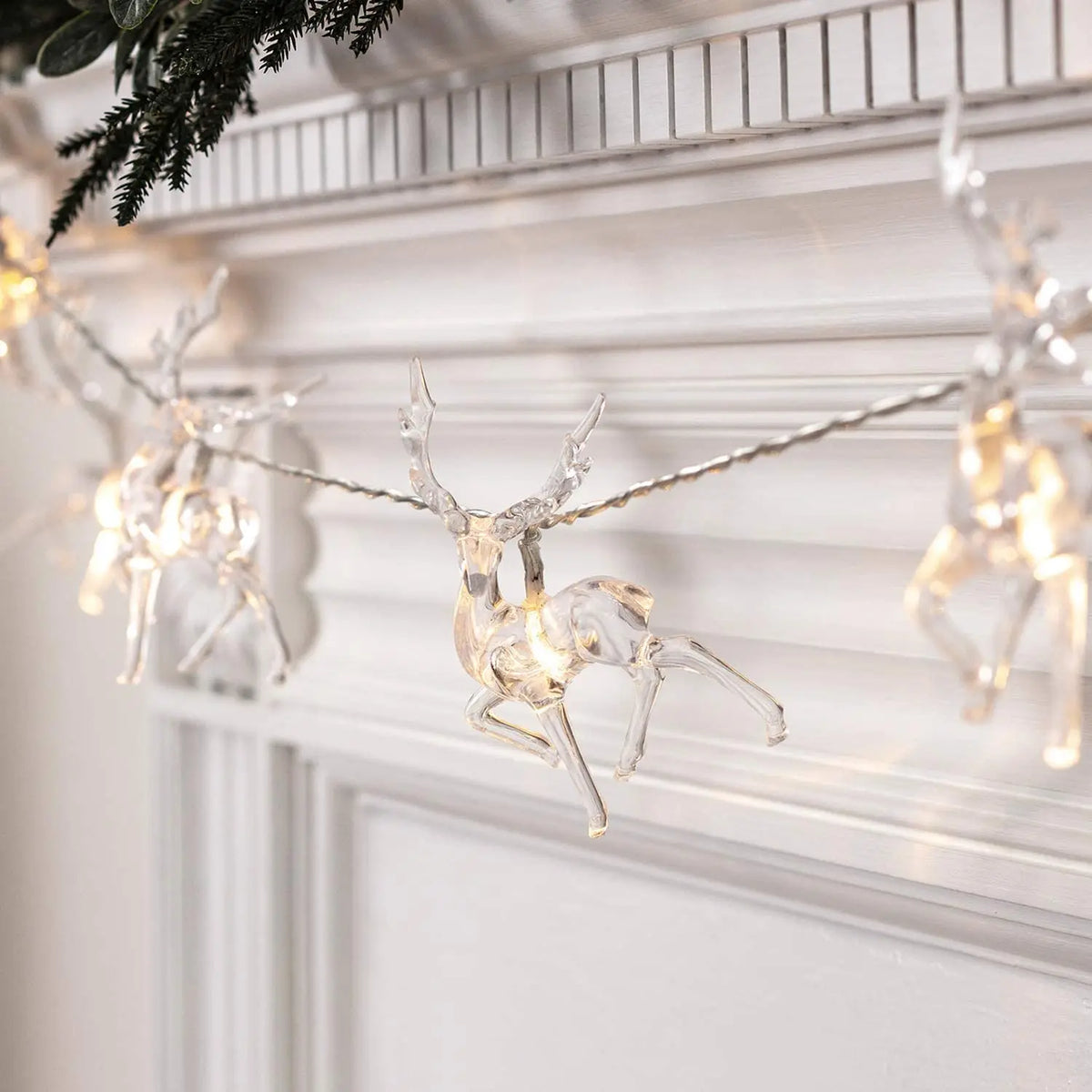LumiDeer LED Reindeer String Lights – Battery-Powered Christmas Fairy Lights | Festive Indoor Decoration