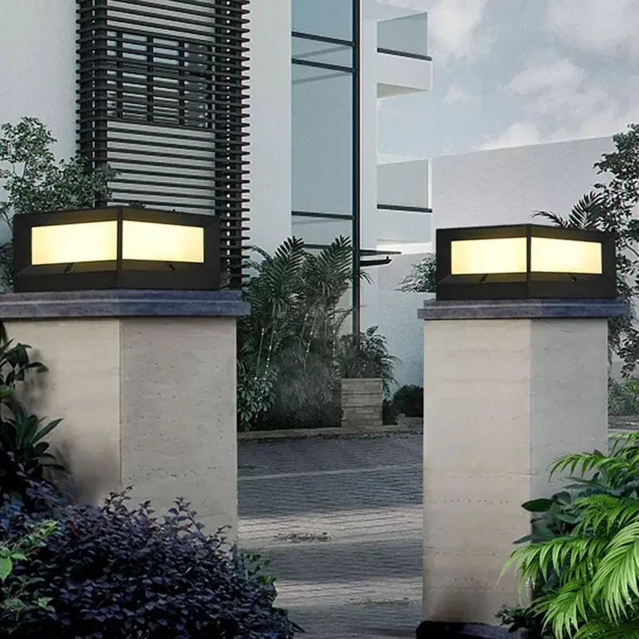 Altivara Outdoor Pillar Light – Modern LED Garden Post Lamp | Weatherproof Exterior Lighting for Pathways & Entrances