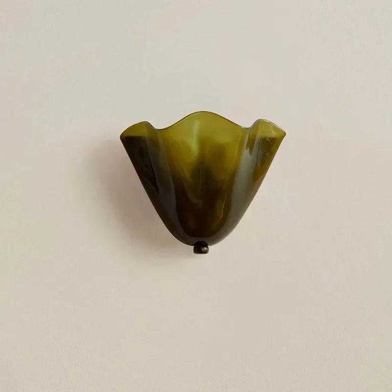 Retro Colourful Glass Wall Lamp – French Shell-Inspired Designer Wall Light for Living Rooms, Bedrooms & Elegant Interiors