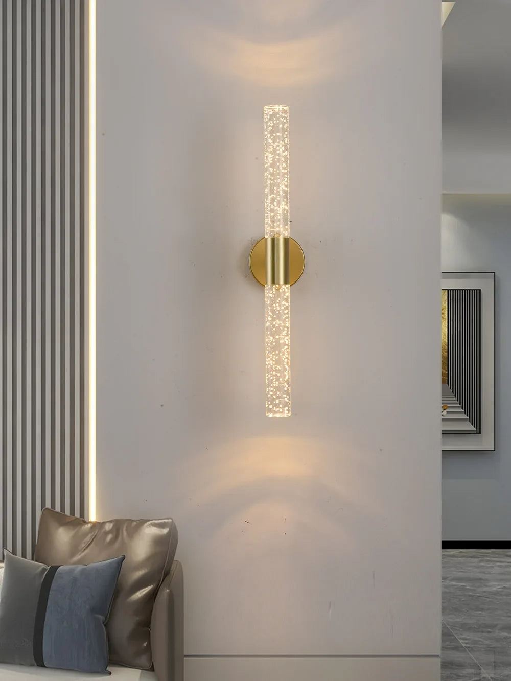 LumiGlas Crystal Wall Light – Luxury Bubble LED Sconce | Modern Designer Accent Lighting