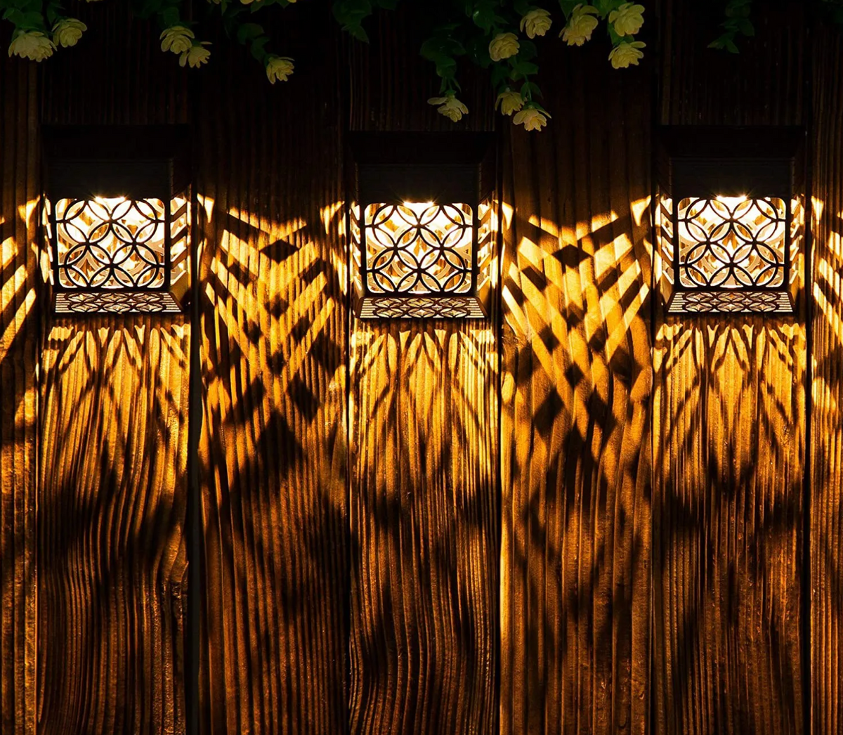 Starlight Silhouette Lamp – Decorative Outdoor LED Wall Light | Artistic Ambient Lighting