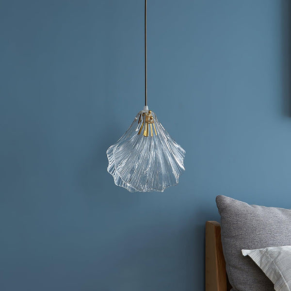 Shell Glass Pendant Light – Coastal Brass Hanging Lamp | Elegant Ambient Interior Lighting