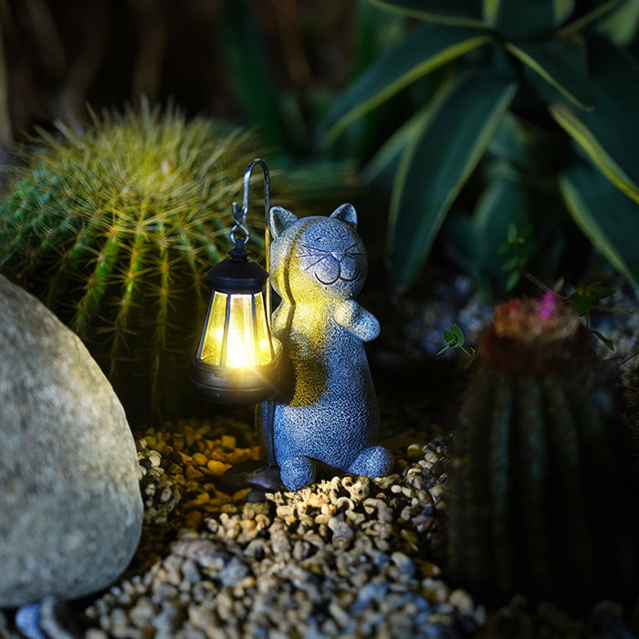 Golden Glowing Cat Garden Lamp – Solar Decorative Cat Statue Light | Outdoor Garden Lighting