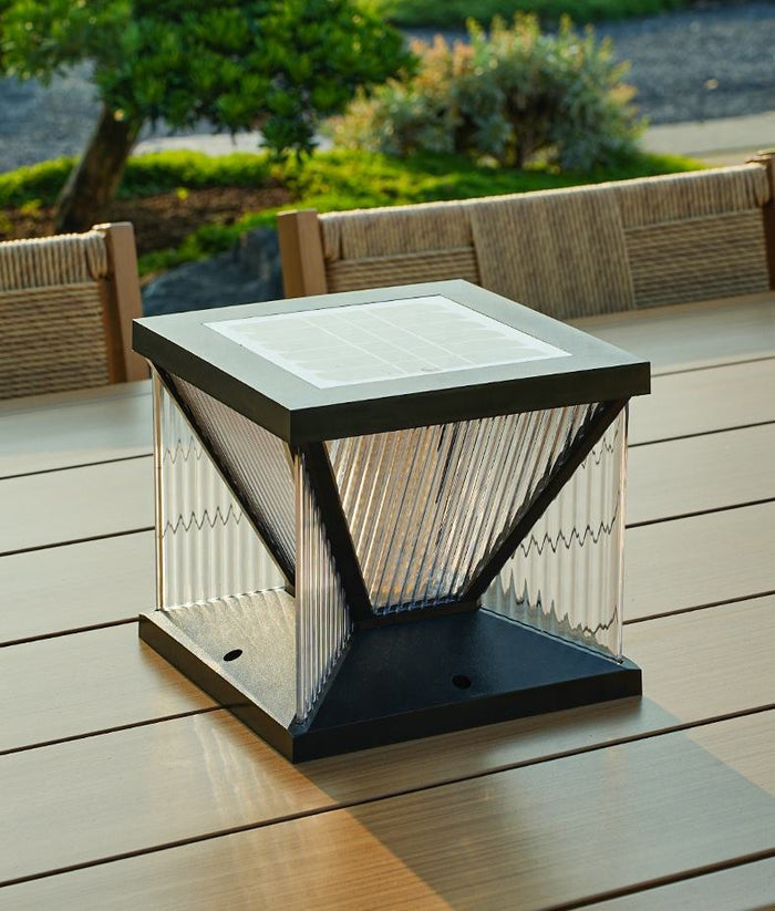 LED Outdoor Garden Light – Solar Landscape Lighting for Gardens & Pathways