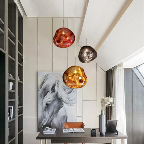 Dynamic Acrylic Pendant Light – Modern Metallic Hanging Lamp | Contemporary Statement Lighting for Dining Spaces