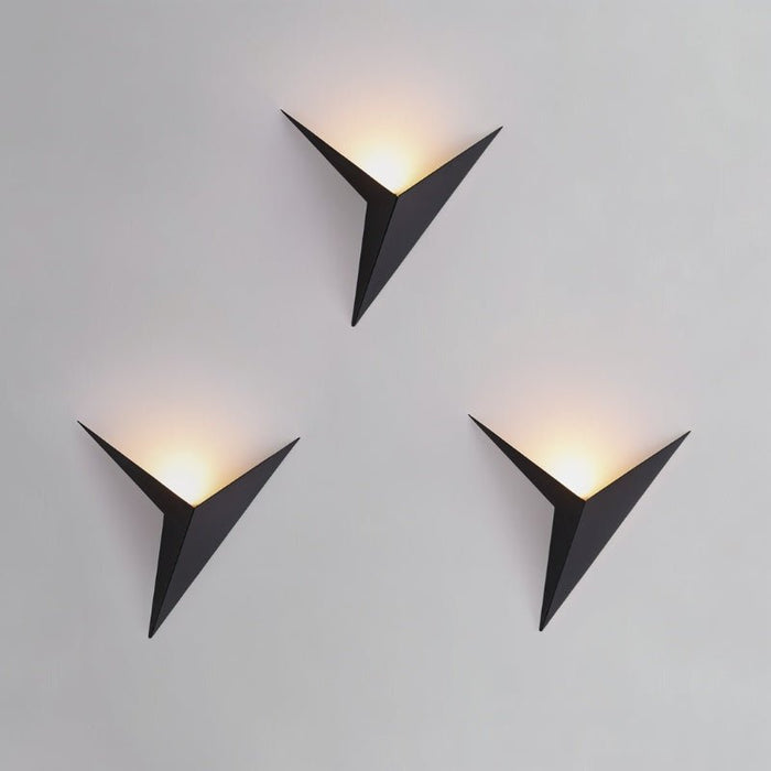 Ezio Linear Wall Light – Modern LED Wall Lamp | Minimalist Architectural Lighting | Contemporary Interior Design