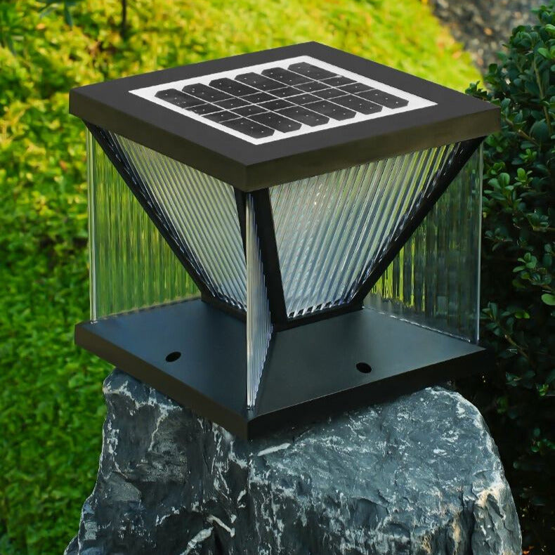 LED Outdoor Garden Light – Solar Landscape Lighting for Gardens & Pathways