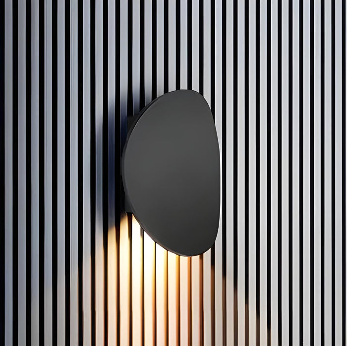 Aureon LED Wall Light – Contemporary Aluminium Sconce | Modern Architectural Lighting