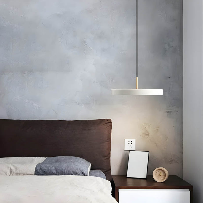 Orbisaucer LED Pendant Light – Minimalist UFO Ceiling Lamp | Modern Sculptural Hanging Light for Contemporary Interiors