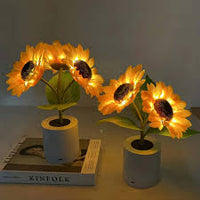 SunBloom LED Table Lamp – Rechargeable Sunflower Light | Decorative Ambient Lighting for Modern Interiors