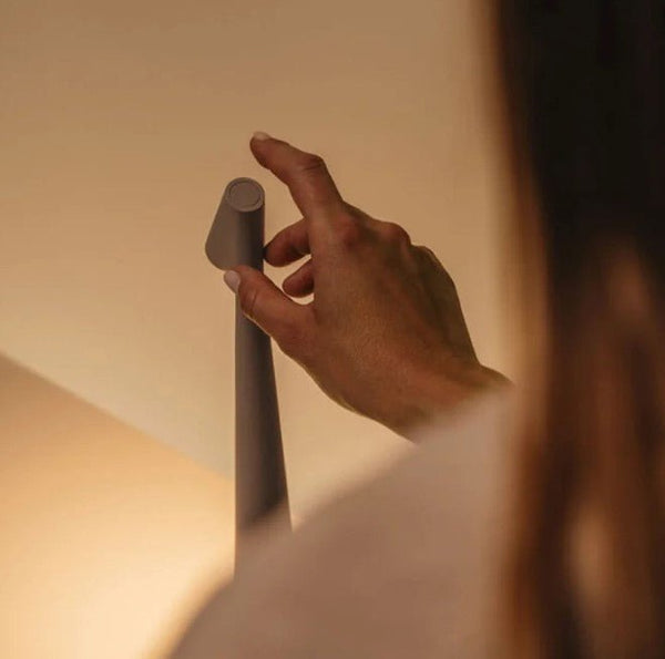 Elegant LED Table Lamp – Sculptural Rechargeable Lighting with Minimalist Design