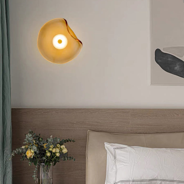 Modern Decorative Wall Lamp – Contemporary Elegance with Warm Ambient Lighting