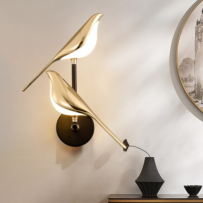 Aviora Magnetic Bird Lamp – Designer LED Accent Light | Modern Table & Wall Lighting