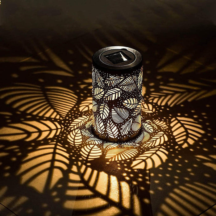 Luminous Leaf Lantern – Decorative Outdoor Lantern with Tropical Leaf Design