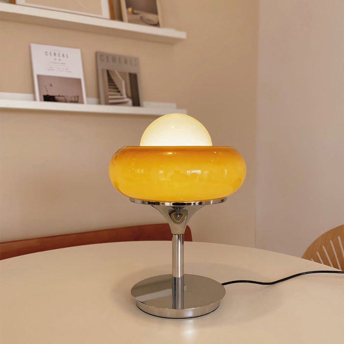 Glazed Bauhaus Table Lamp – Retro Charm with Timeless Modern Design